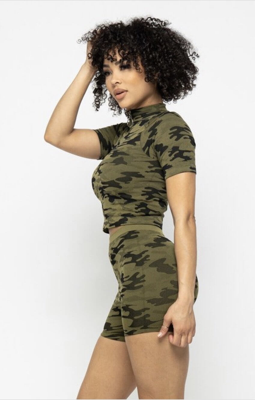 Seamless Camouflage Two Piece Set - Klusiv LLC